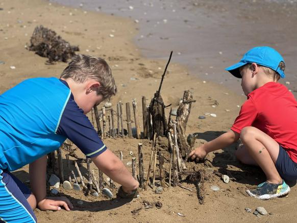 Buddelzeit am Strand