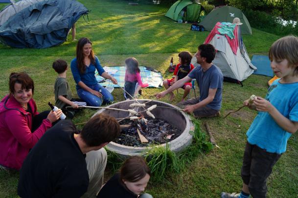 Familienurlaub Bayern: Insel-Camp im Altmühltal