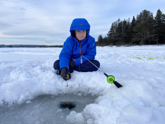 wer mag, kann sich auch im Eisangeln probieren